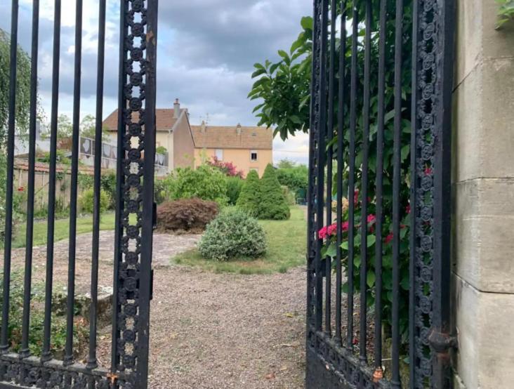 Les Jardins D'Elise, Calme Et Verdure A Lure Люр Экстерьер фото